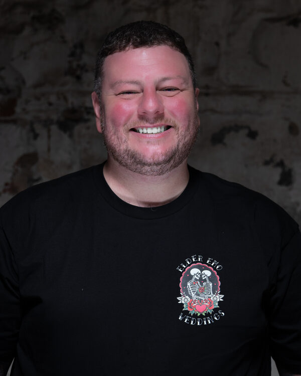 Apples - Elder Emo founder and wedding DJ